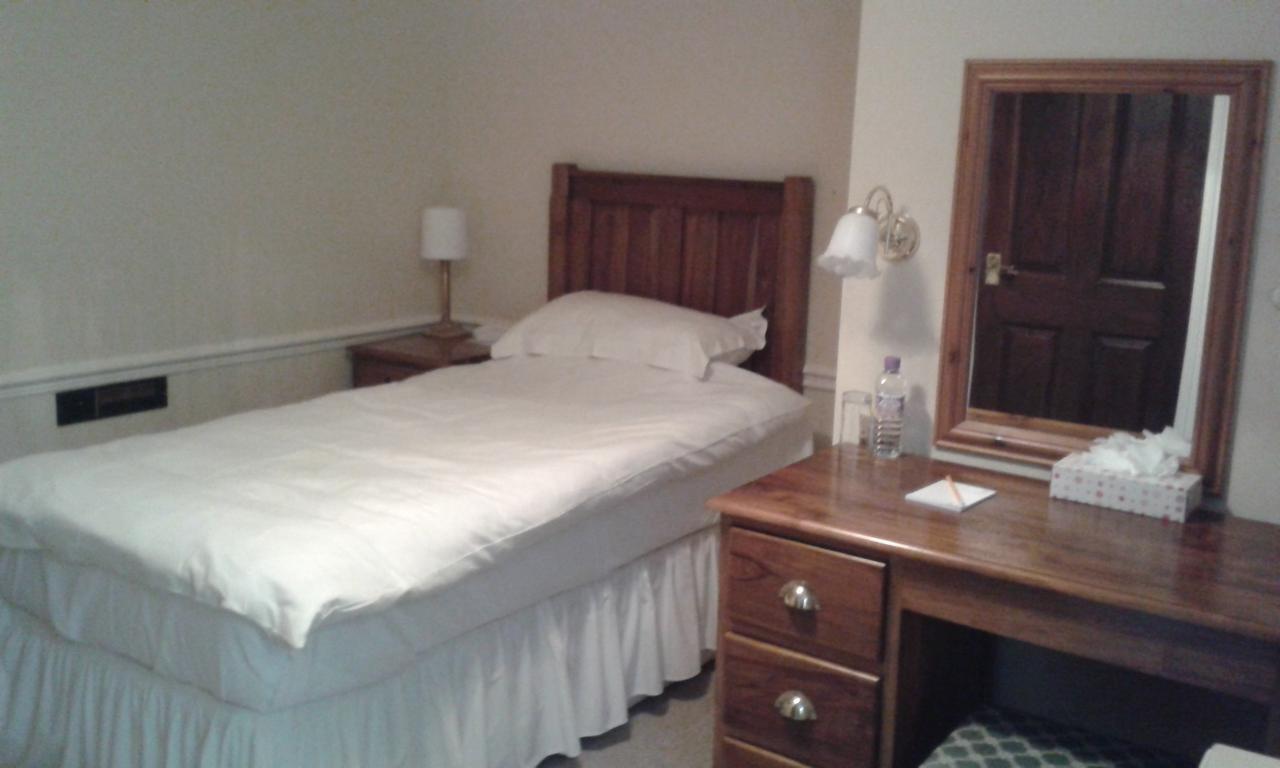 Rose In Vale Country House Hotel Сейнт Агнес Стая снимка